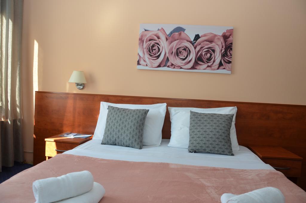 נובליה Liberty Hotel מראה חיצוני תמונה