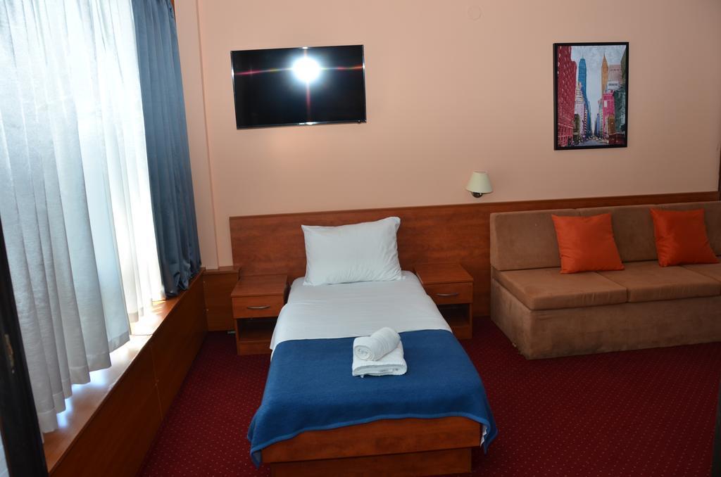 נובליה Liberty Hotel מראה חיצוני תמונה